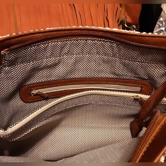 NWT Jen & Co. Connar Vegan Striped Tote w/long strap for crossbody - Picture 5 of 9